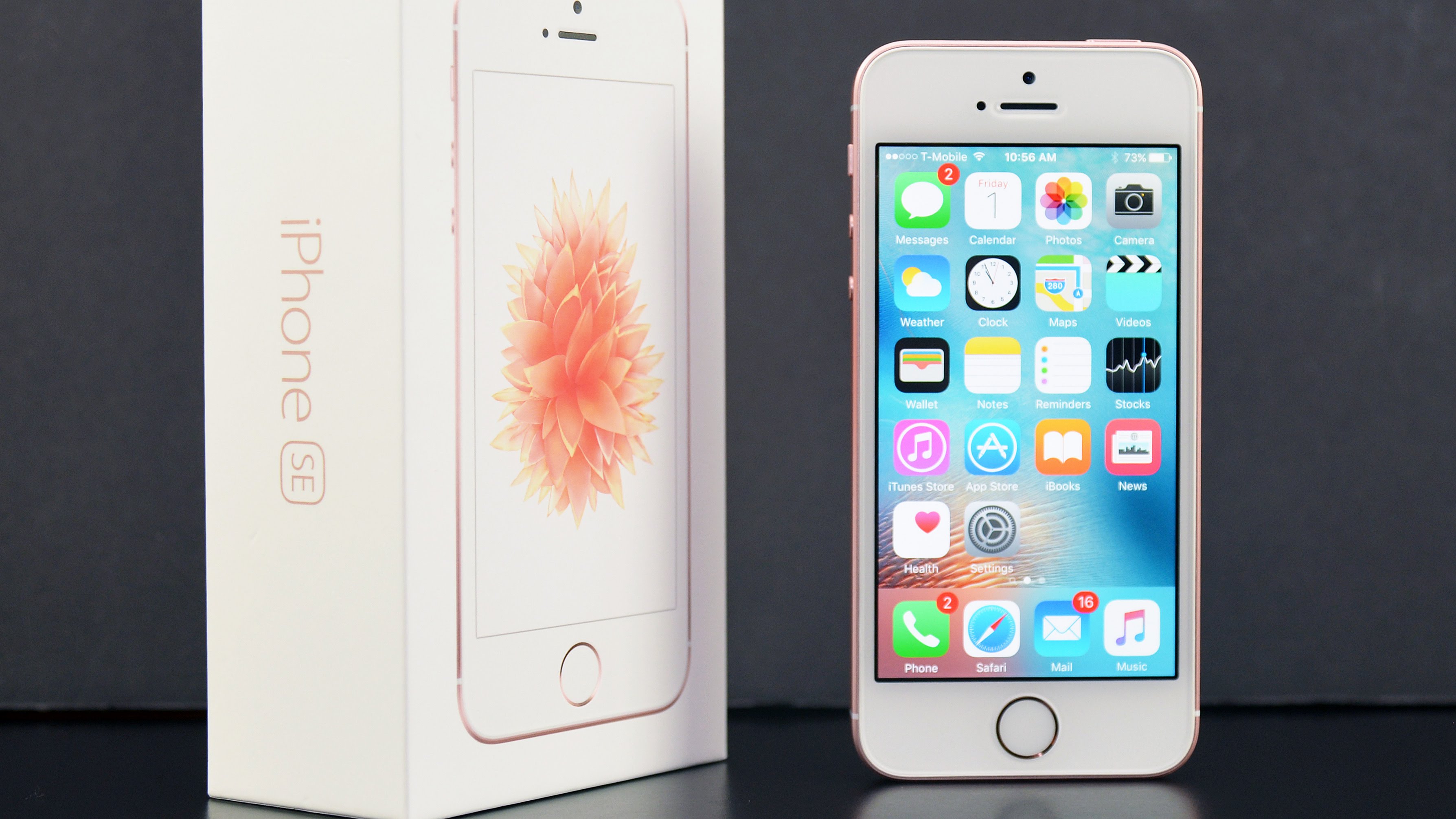 Apple se москва. Apple iphone se. Айфон se 2016. Apple iphone 5se. Iphone 5se 2016.